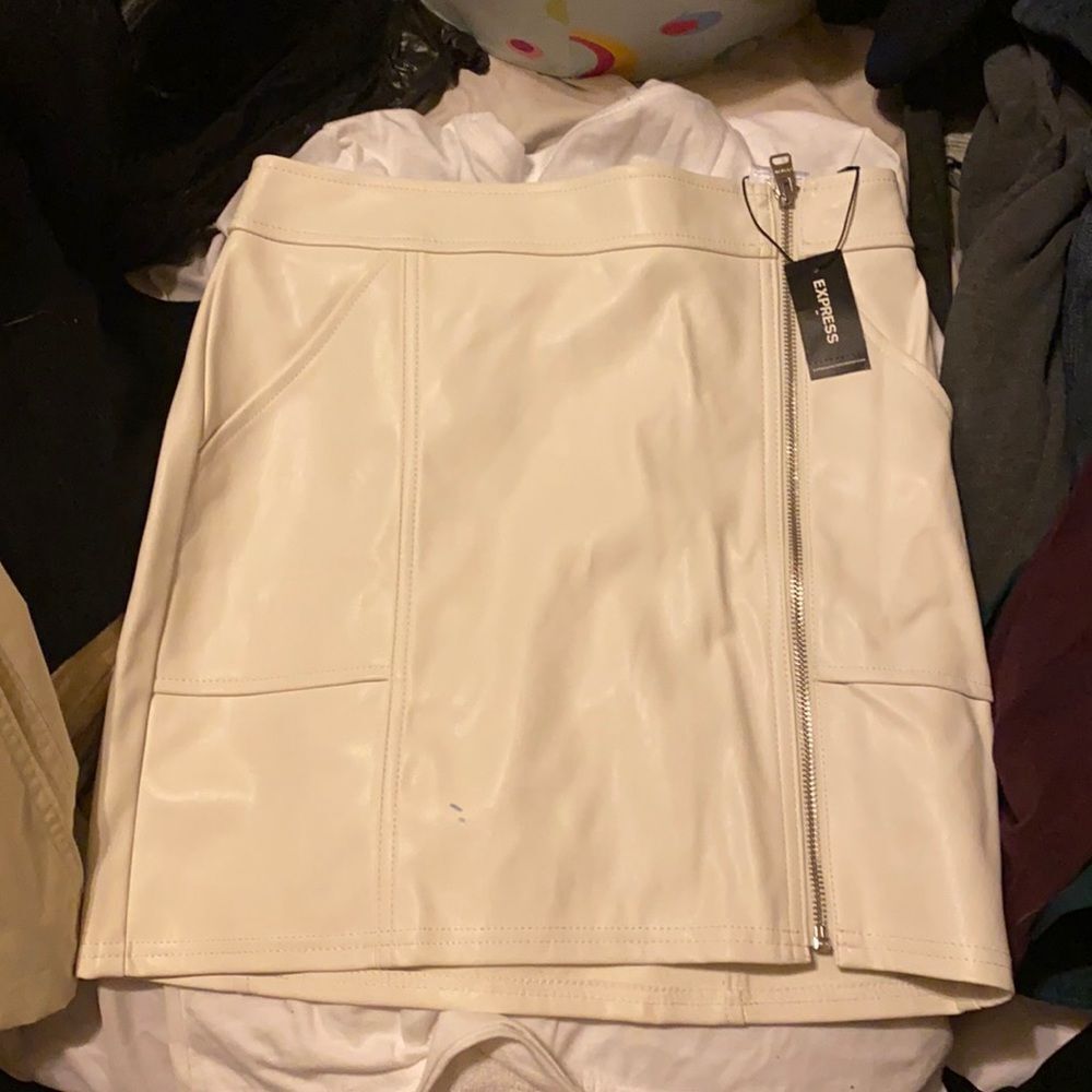 Express Faux Leather Skirt sz. 2 NWT